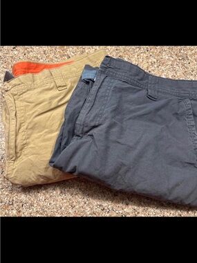 Men’s Columbia Shorts- 2 pairs